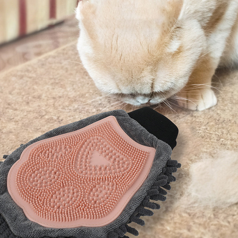 2-in-1 Pet Bathing Grooming Glove Brush